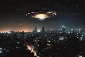 volante piattino volante nel il cielo al di sopra di notte città. ufo invasione. alieno rapimento. creato con generativo ai foto