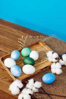 pollo uova verbena fiori di legno tavolo superiore Visualizza foto