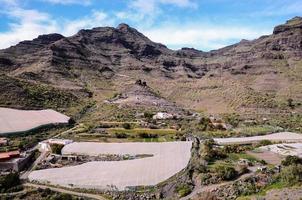 panoramico Visualizza di il montagne foto