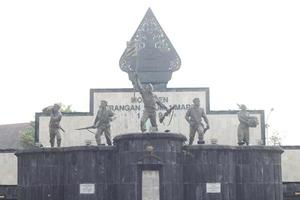 un' marzo 1 generale attacco monumento o monumento serangan ehm 1 maret foto