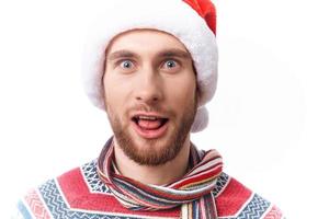 allegro uomo indossare Santa cappello vacanza Natale decorazioni foto