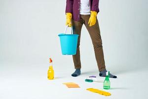addetto alle pulizie pulizia forniture lavori di casa stile di vita servizio professionale foto