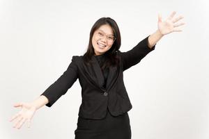 offerta abbraccio di bellissimo asiatico donna indossare nero blazer isolato su bianca sfondo foto