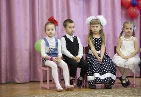 divertente bambini a partire dal scuola materna a il matinée. foto