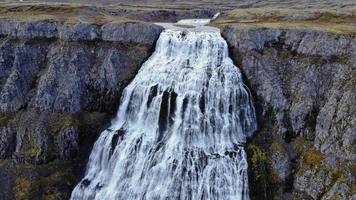 aereo Visualizza di dynjandi cascata nel Islanda foto