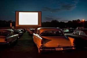 auto notte cinema America. creare ai foto