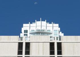 miami centro astratto architettura con un' Luna foto