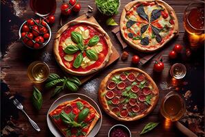 generativo ai illustrazione di Pizza festa cena. piatto-lay di vario tipi di italiano Pizza, insalata e rosso vino nel bicchieri al di sopra di rustico di legno tavolo, superiore Visualizza, largo composizione foto