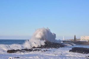 mare con onde foto