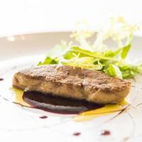 foie gras alla griglia foto