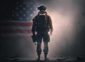 4 ° di luglio concetto. ritratto di un' soldato nel davanti di un' bandiera di il Stati Uniti d'America. il soldato con il pistola nel davanti di un' bandiera. ritratto soldato in piedi nel davanti di Stati Uniti d'America bandiera. inesistente persona. generativo ai foto
