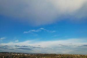 aereo Visualizza di luton Residenziale quartiere di santo agostino Ave luton Inghilterra Inghilterra grande Gran Bretagna. il Immagine era catturato su 06-aprile-2023 con di droni telecamera durante tramonto foto