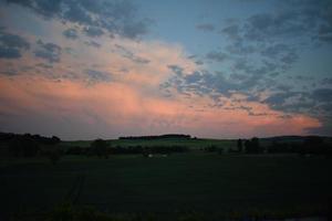 rosso cielo prima Alba foto