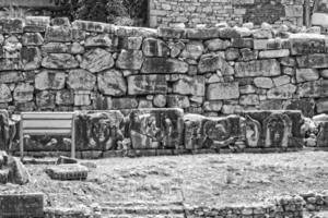 l vecchio rovine di il antico tempio di Apollo nel dim, tacchino su un' caldo estate giorno foto