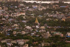 superiore Visualizza di città a partire dal mandalay collina a mandala, Myanmar. foto
