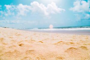 il paesaggio di spiaggia, mare e cielo nel estate con ai generato. foto