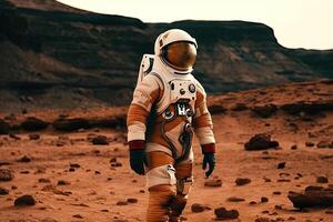 un astronauta nel un' spazio completo da uomo passeggiate in giro il rosso pianeta di il solare sistema Marte, generativo un. foto