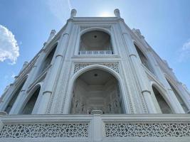 ramlie musofa moschea, uno di il bellissimo mezzo Timer stile moschee nel Giacarta, Indonesia foto