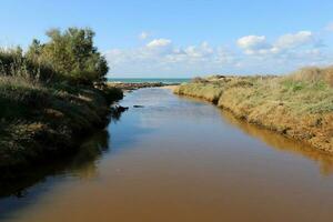 costa del Mar Mediterraneo nel nord di Israele. foto