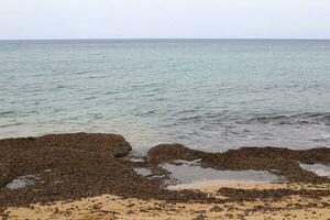 costa del Mar Mediterraneo nel nord di Israele. foto