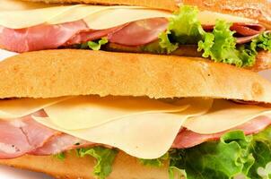 panino prosciutto e formaggio foto