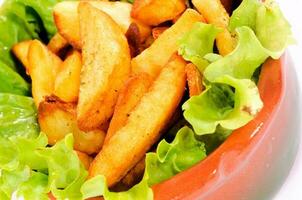 francese patatine fritte nel aria friggitrice foto