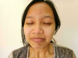 asiatico donna finito pianto lacrime su foto
