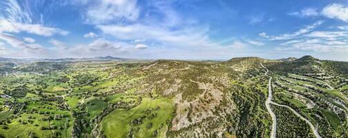 panoramico Visualizza di il colline foto