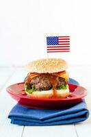 mini americano cheeseburger foto