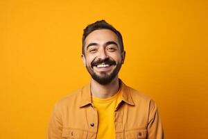 ai generativo un' uomo su solido colore sfondo con un' Sorridi facciale espressione foto