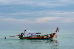 gita di un giorno a ko phi phi in thailandia isole meridionali foto