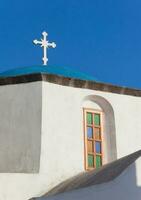 Visualizza di blu cupola nel santorini isola, Grecia. foto