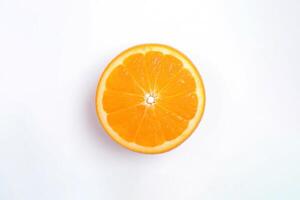 superiore Visualizza di fresco affettato arancia isolato su bianca sfondo. ai generato foto