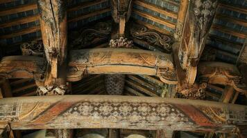 il vecchio di legno Cinese Casa lavorato con il bellissimo scultura nel il campagna villaggio di il Cina foto