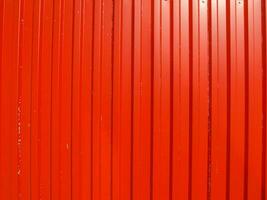 acciaio ondulato rosso in stile industriale foto