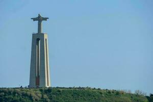 Almada, Portogallo. 2023- statua di Gesù Cristo foto