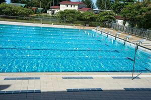 mahe Seychelles 1.04.2023 Seychelles nuoto piscina a il sport complesso a roccia caimano, il principale piscina per tutti nuoto eventi su mahe isola foto