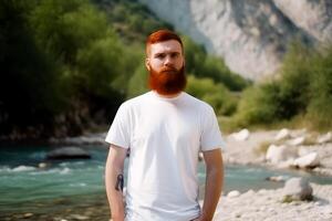 generativo ai contenuto, mokkap, un' uomo con un' rosso barba nel un' bianca maglietta su il sfondo di natura. posto per design. foto