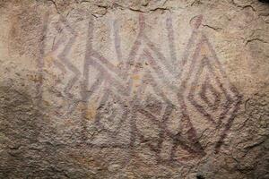preistorico dipinti su roccia conosciuto come petroglifi nel Colombia foto