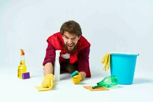 divertimento addetto alle pulizie pulizia forniture lavaggio pavimento lavori di casa foto