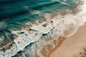 aereo Visualizza di bellissimo tropicale spiaggia con turchese oceano onde generativo ai foto