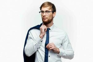 attività commerciale uomo camicia con cravatta ufficiale moda vicino su foto