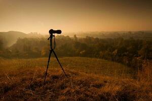 un' telecamera su il collina foto