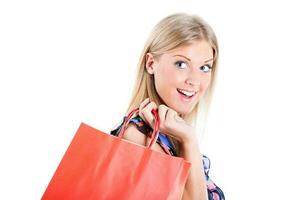 un' donna con shopping borse foto