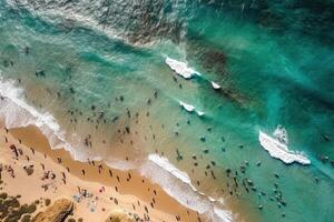 aereo Visualizza di gli ombrelli, palme su il sabbioso spiaggia su oceano . superiore Visualizza illustrazione generativo ai foto