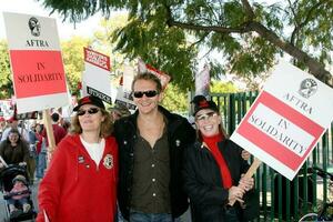 jane elliott Sebastian roche e leslie charleson sapone musica lirica atra attori supporto scrittori gilda di America sciopero cbs televisione città dicembre 17 2007 los angeles circa 2007 kathy hutchin hutchin foto