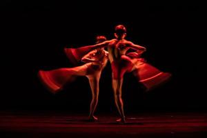 il movimento astratto della danza foto