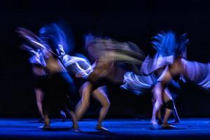 il movimento astratto della danza foto