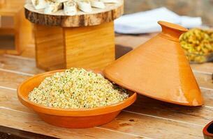 verdura tajine con cugino cous. foto