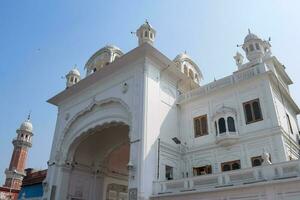 Visualizza di dettagli di architettura dentro d'oro tempio - armandir sahib nel amritsar, punjab, India, famoso indiano sikh punto di riferimento, d'oro tempio, il principale santuario di sikh nel amritsar, India foto